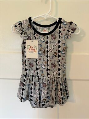 NWT BAMBOO SZ 3-6 MOs by Ry & Roe Alice Print Bodysuit with twirl